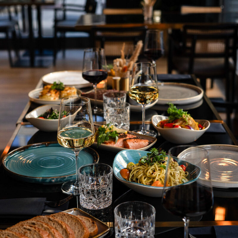 Koko & Lores | Family Dinner