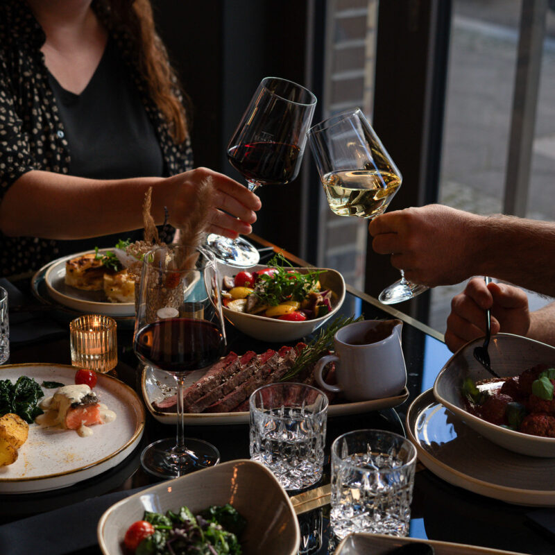 Koko & Lores | Family Dinner