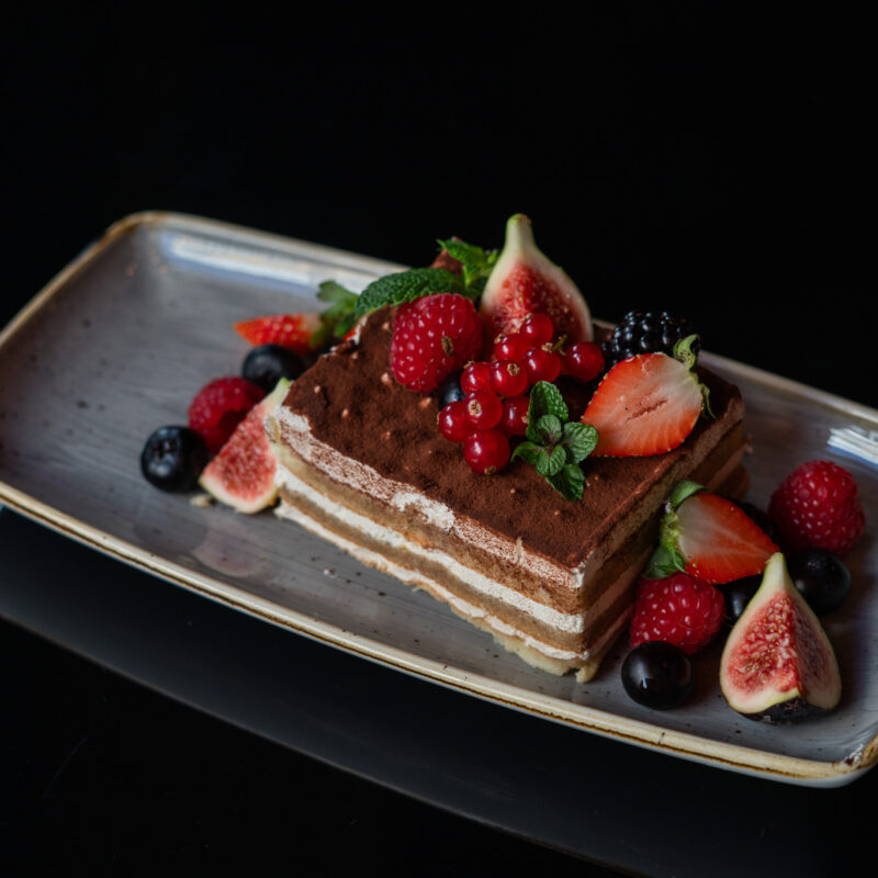 Koko & Lores | Family Dinner